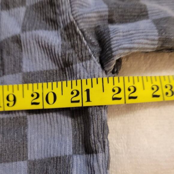 Le Lis Collection Checker Corduroy Shacket - Picture 10 of 11